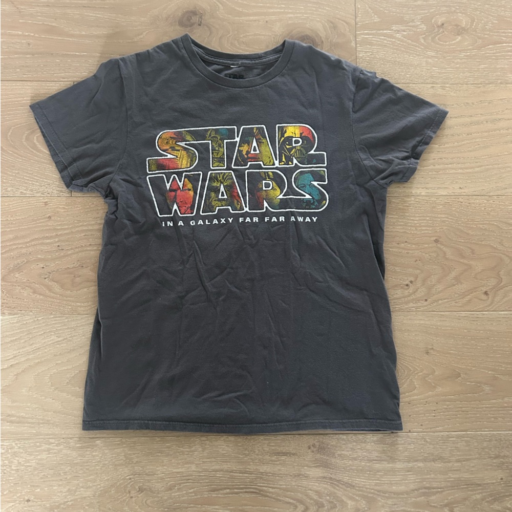 Star Wars Dark Gray Tee with Multicolor Logo Mens Medium